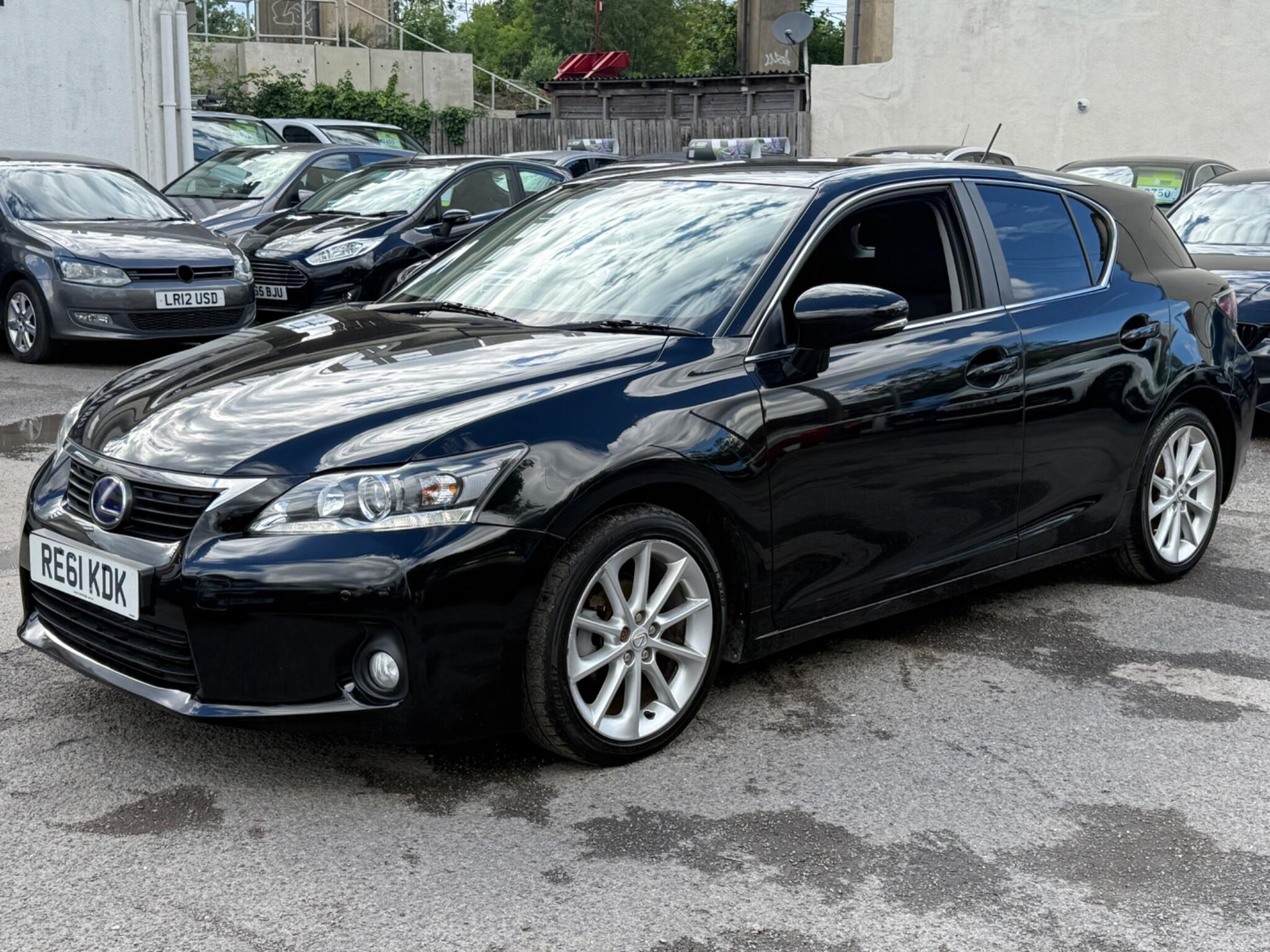 Lexus CT - Image 9