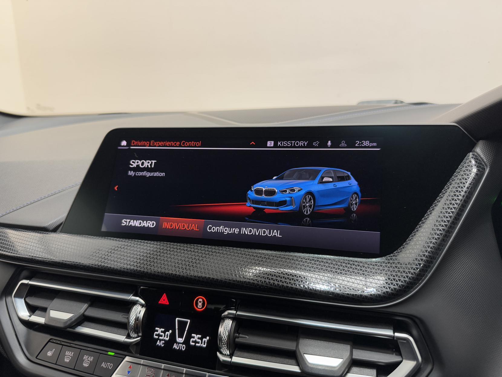 BMW 1 Series view 30