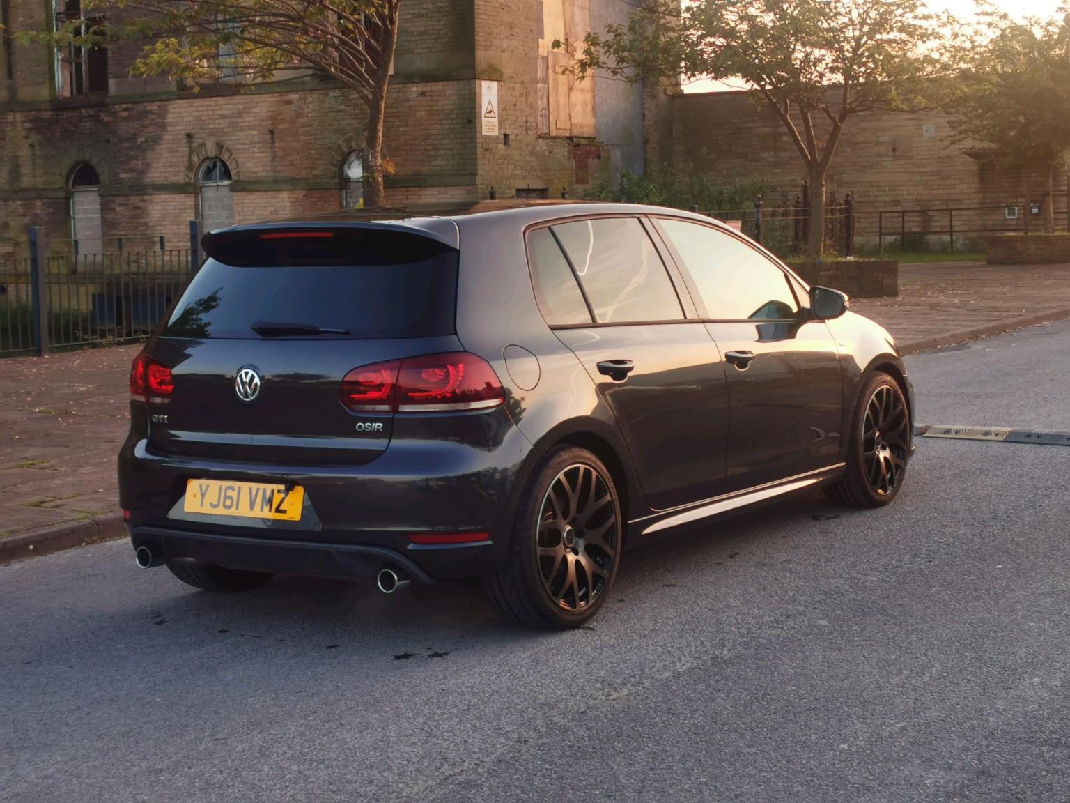 Volkswagen Golf view 5