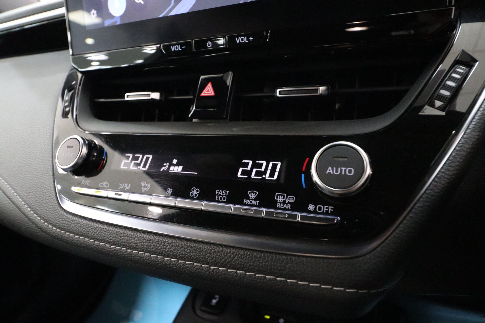 Toyota Corolla view 22
