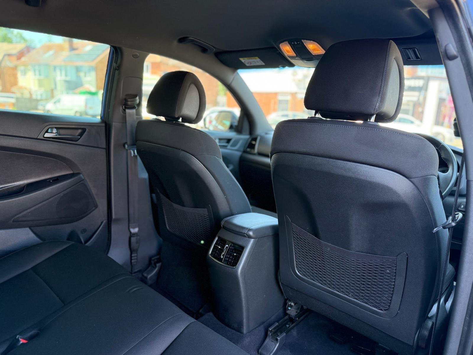 Hyundai Tucson view 33