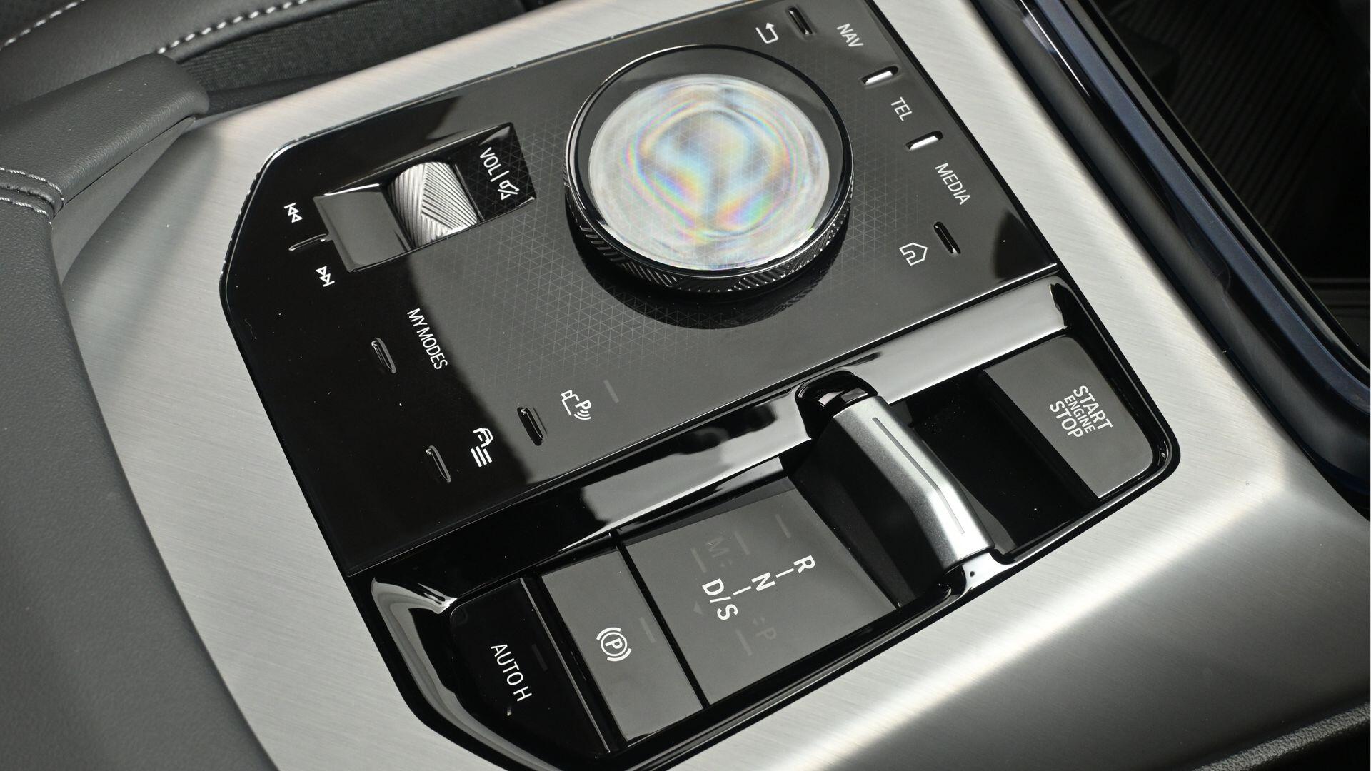 BMW X3 view 10