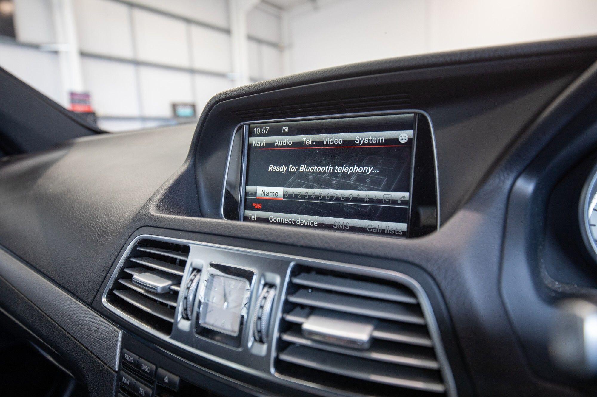 Mercedes-Benz E-Class view 16