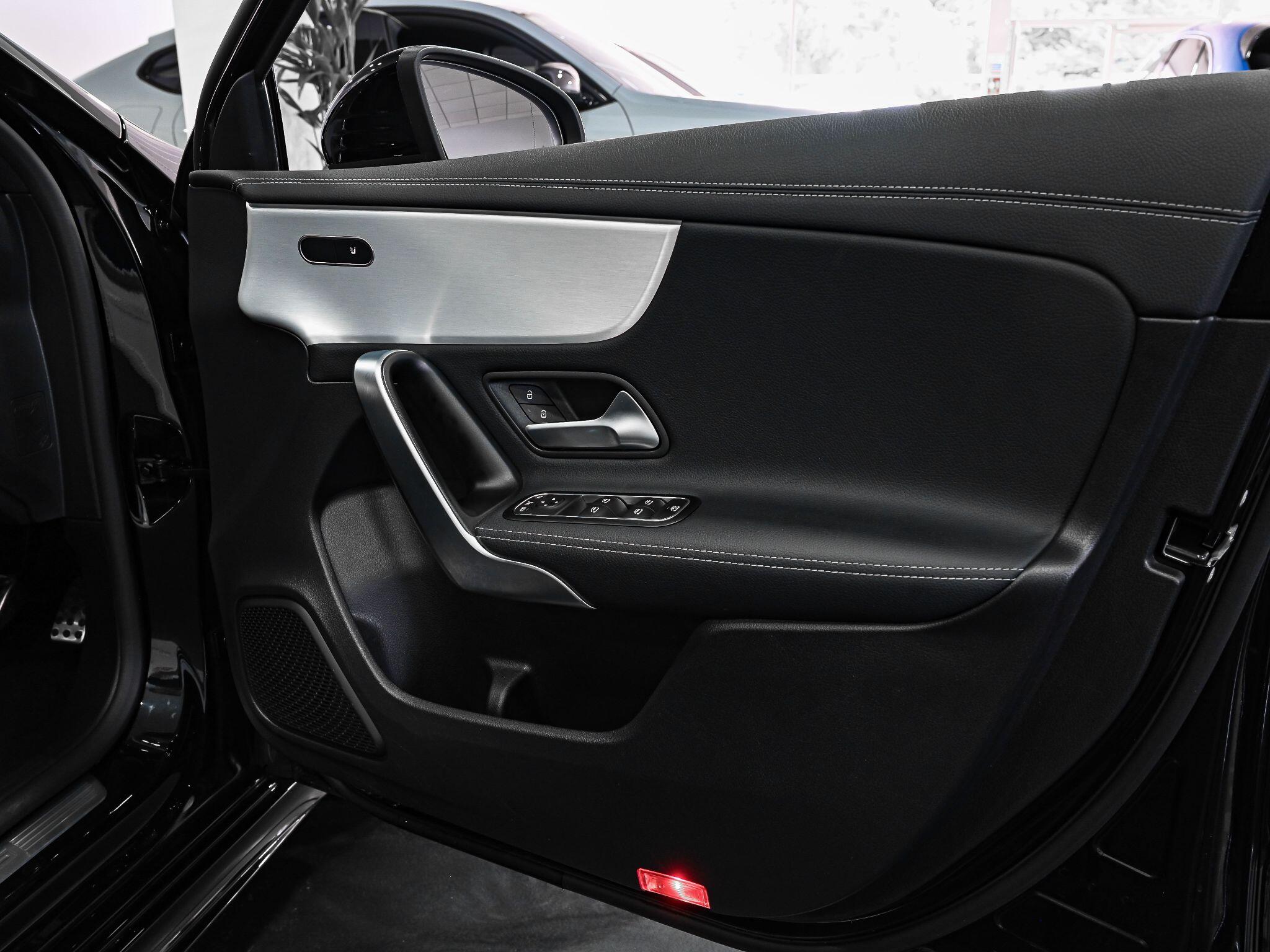 Mercedes-Benz A-Class view 37