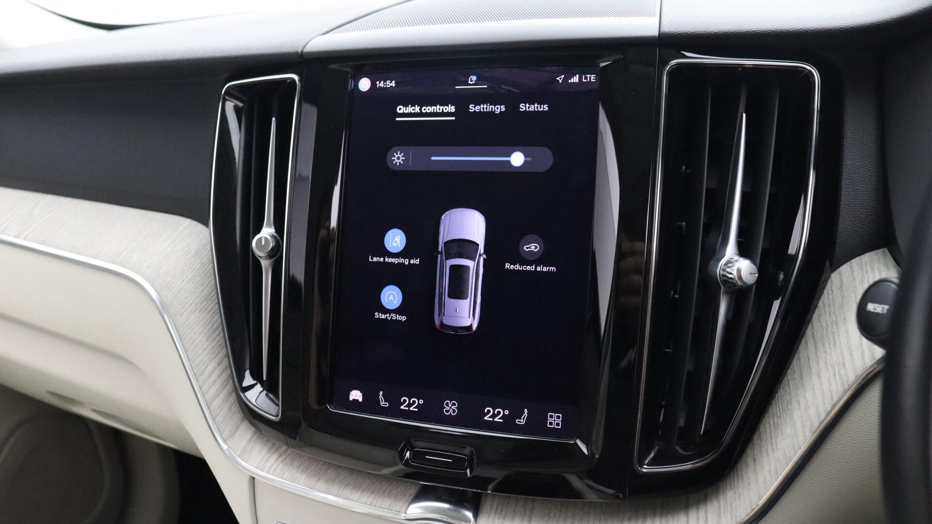 Volvo XC60 view 36