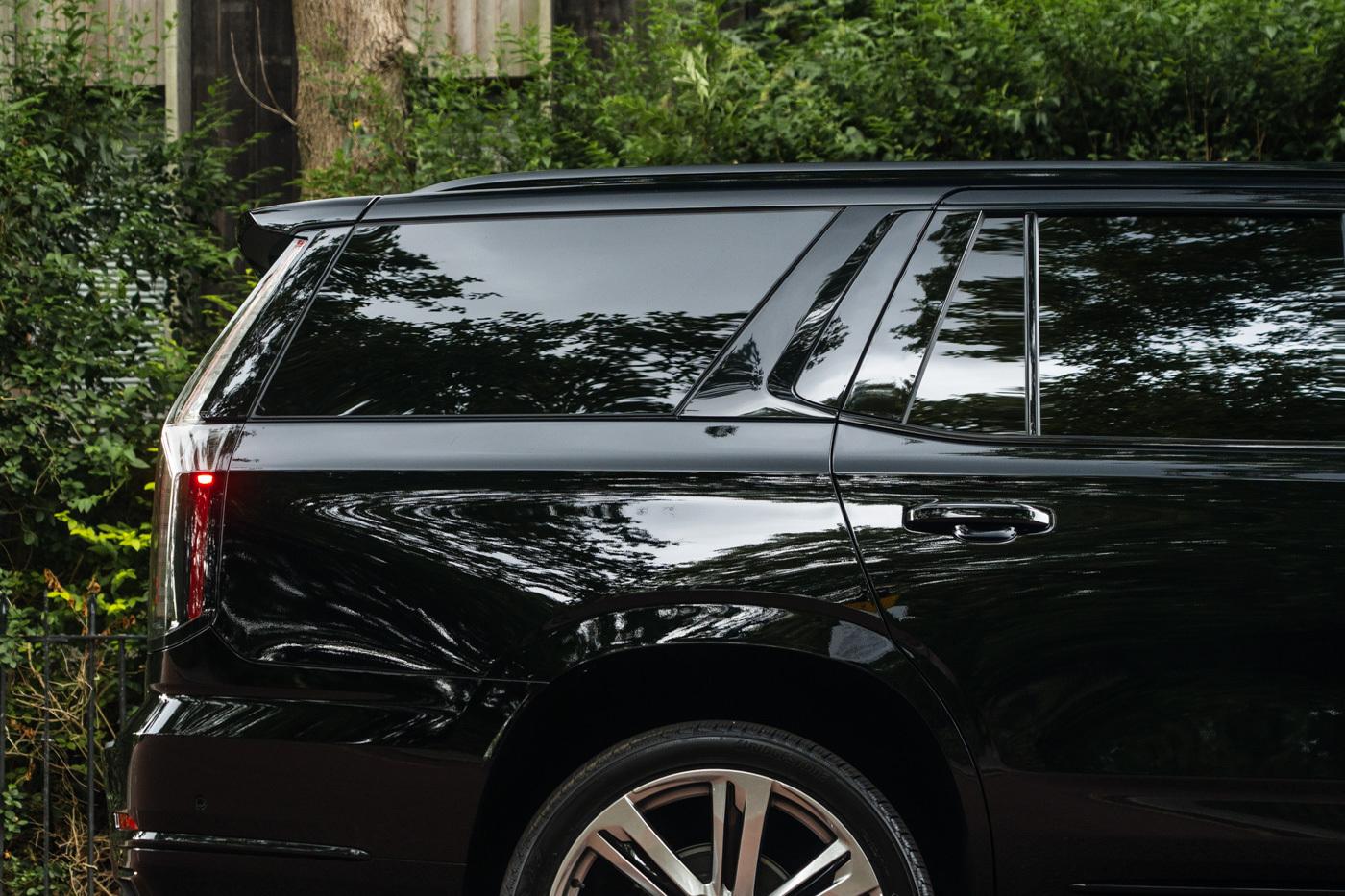Cadillac Escalade view 13
