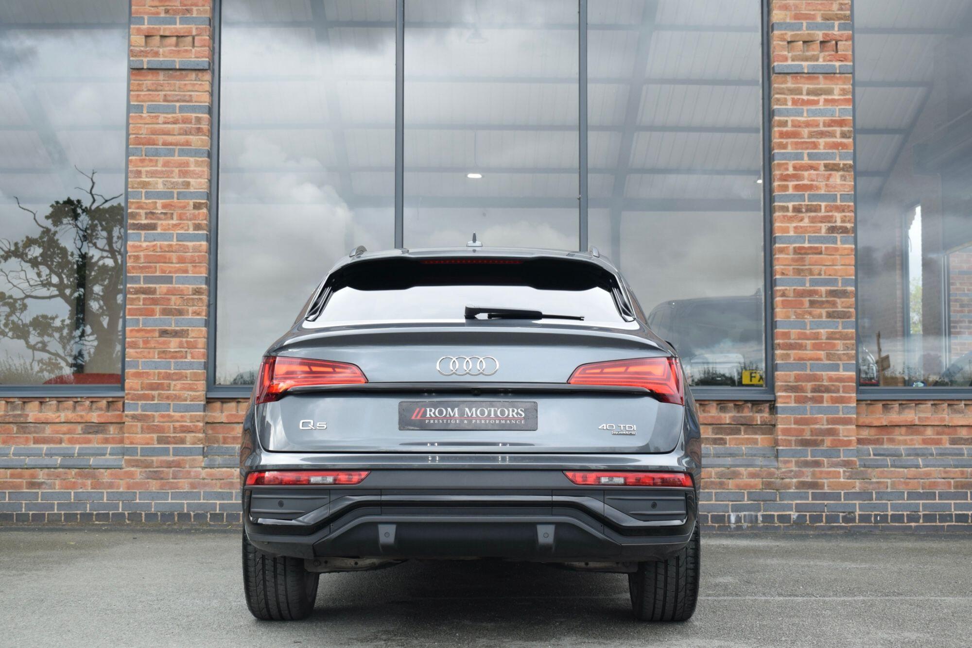 Audi Q5 view 6