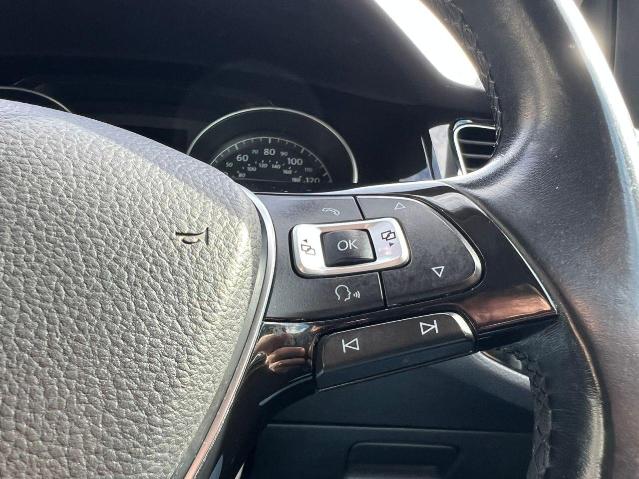 Volkswagen Golf view 31