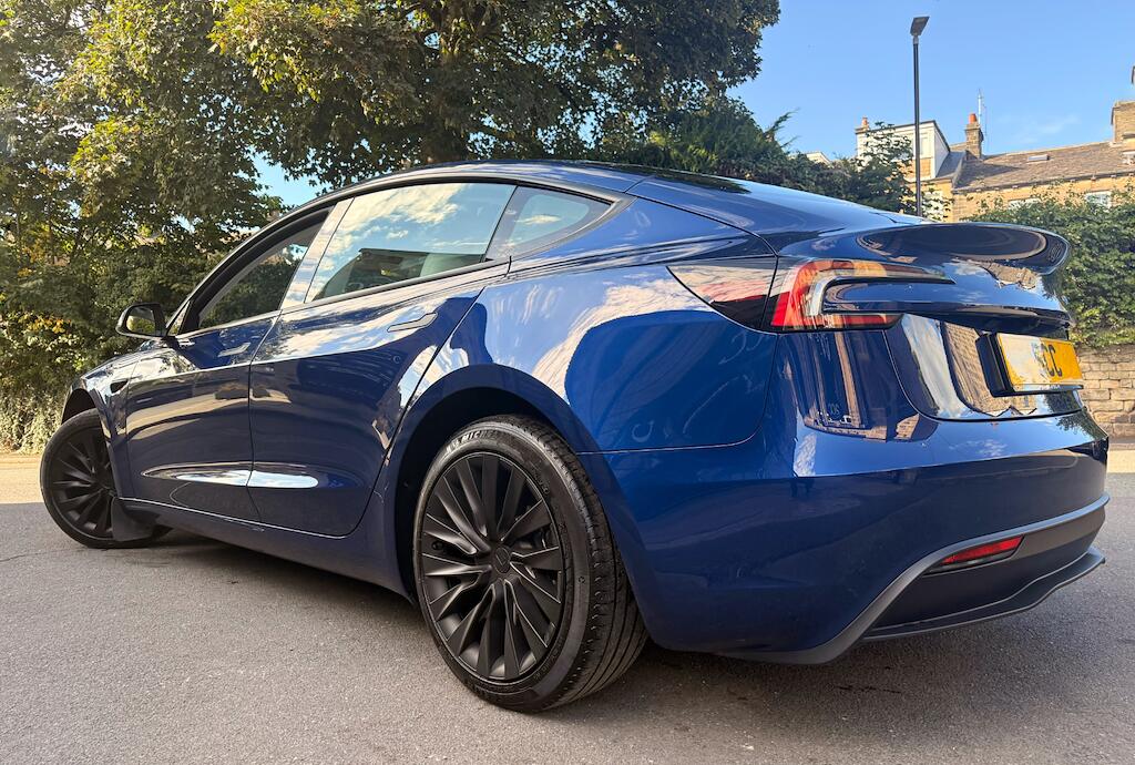 Tesla Model 3 view 10