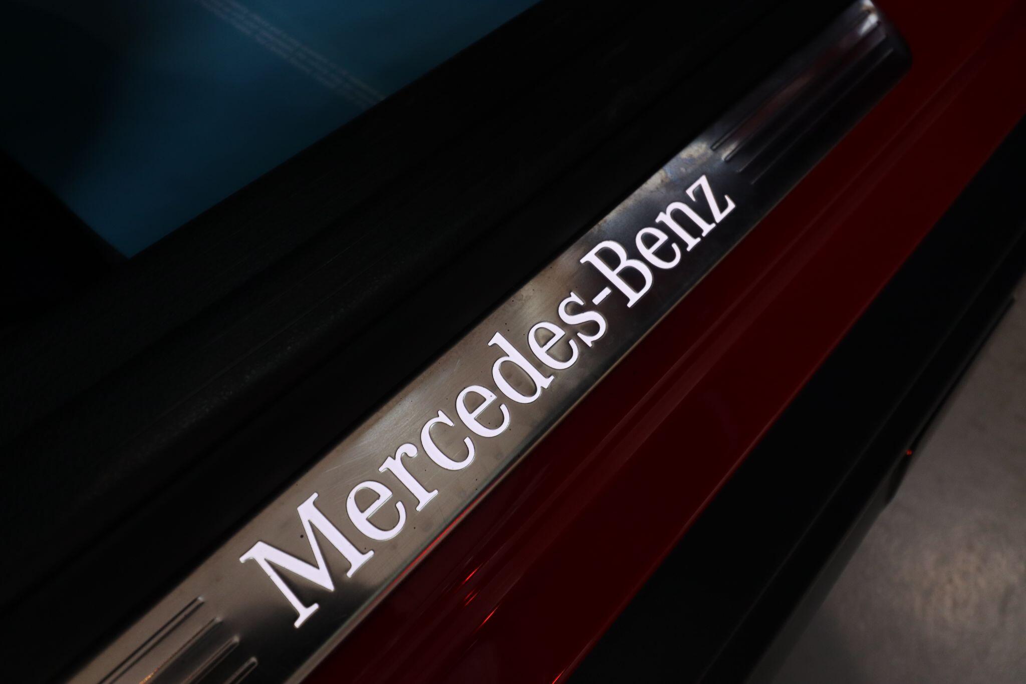 Mercedes-Benz Gla view 18