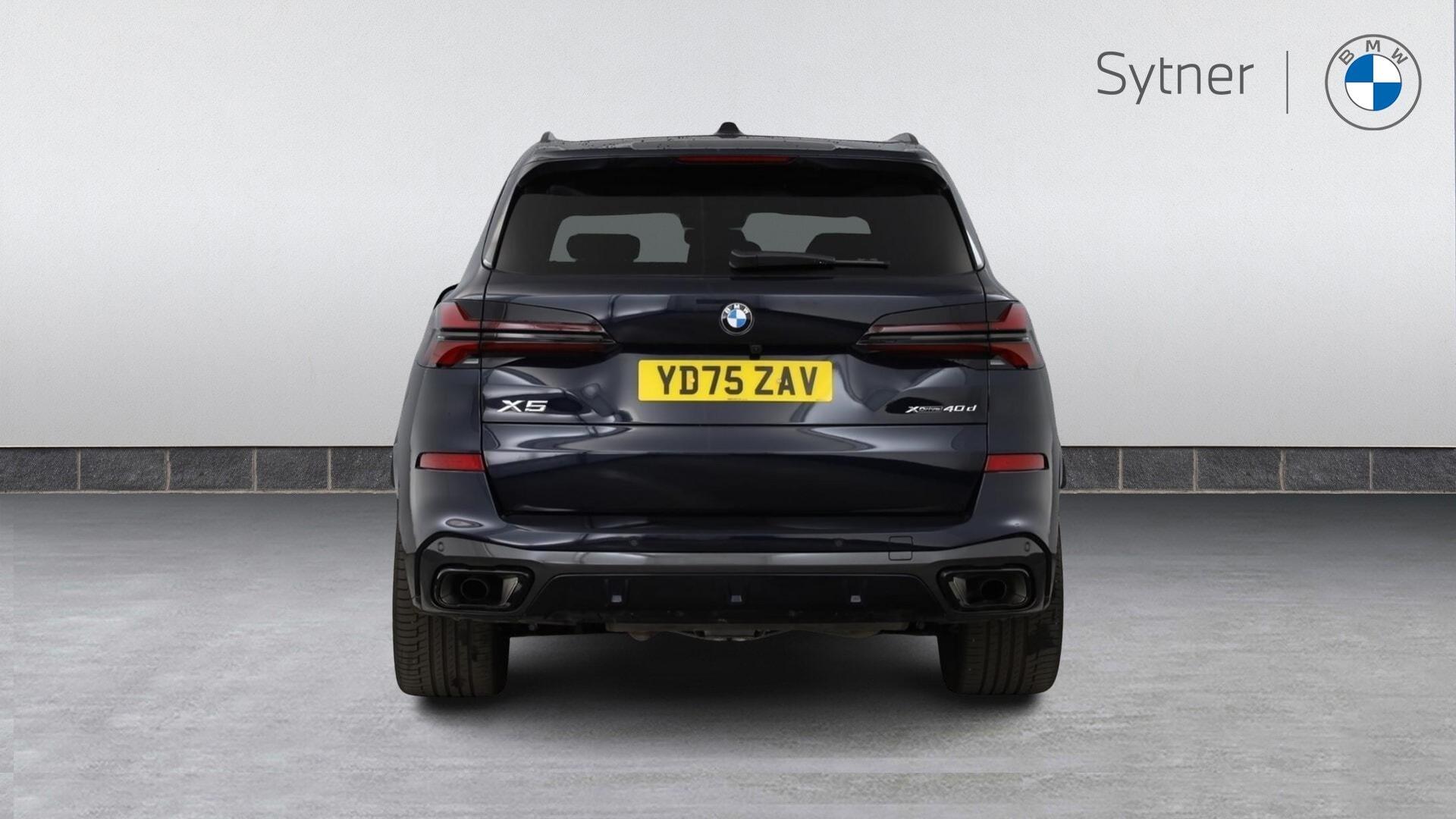 BMW X5 view 15