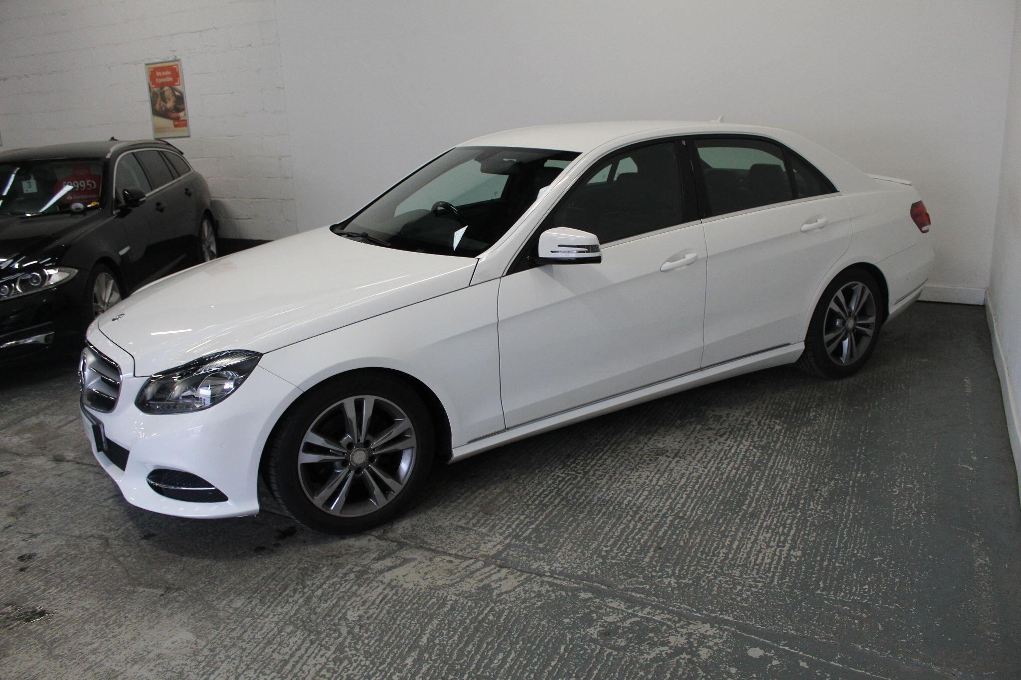 Mercedes-Benz E-Class view 5