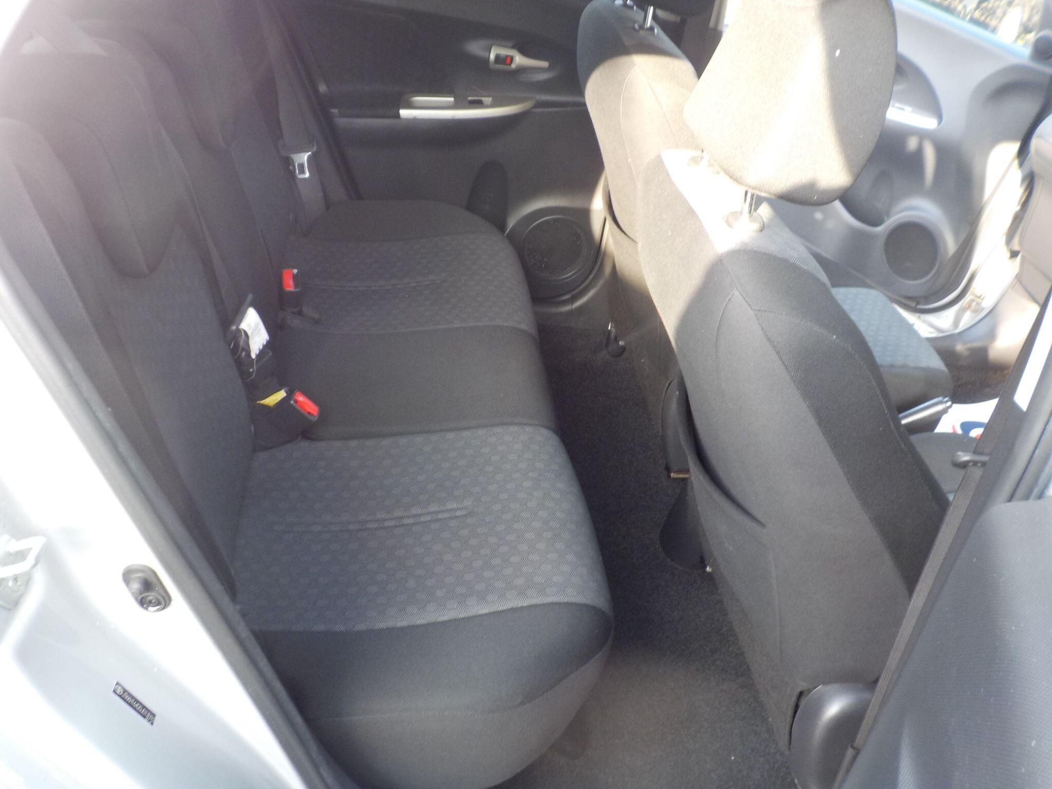 Toyota Urban Cruiser 1.33 Dual VVT-i Euro 4 (s/s) 5dr