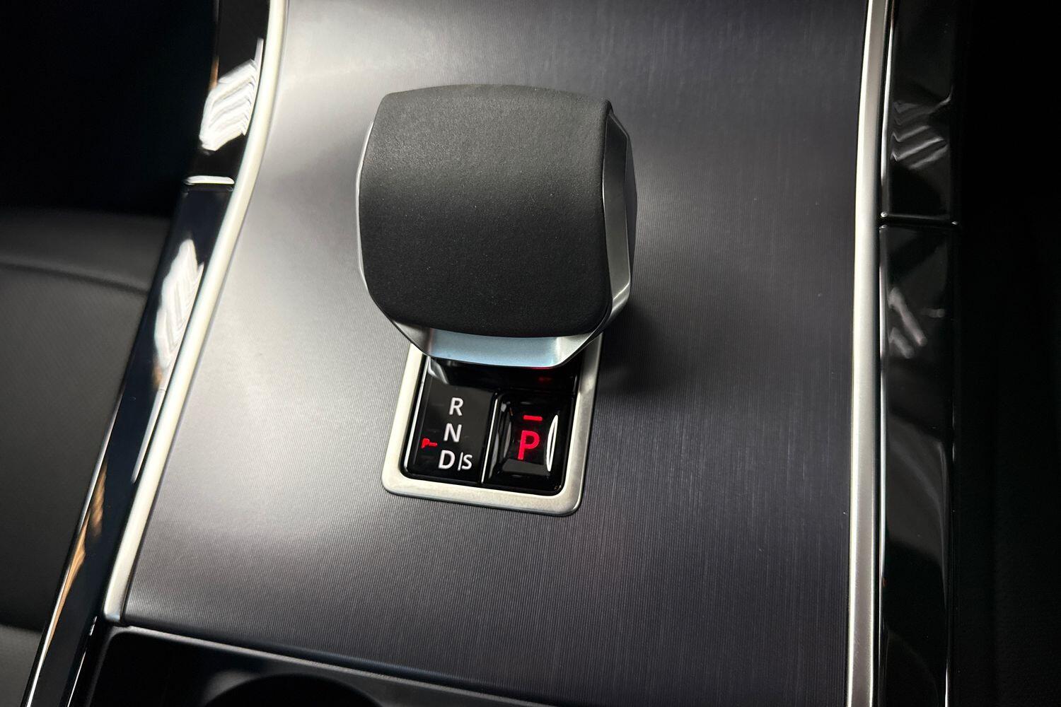 Land Rover Range Rover Evoque view 12