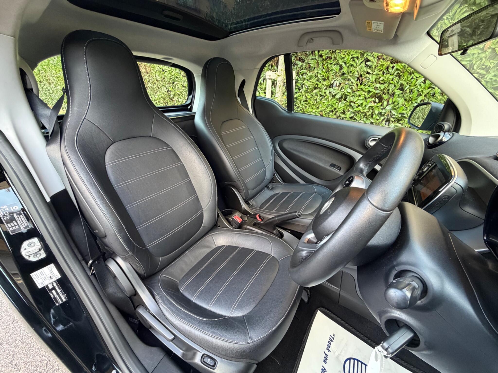 smart Fortwo view 8
