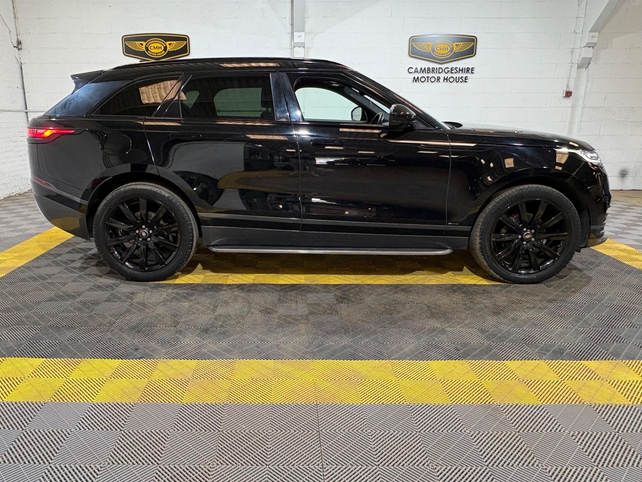 Land Rover Range Rover Velar view 28