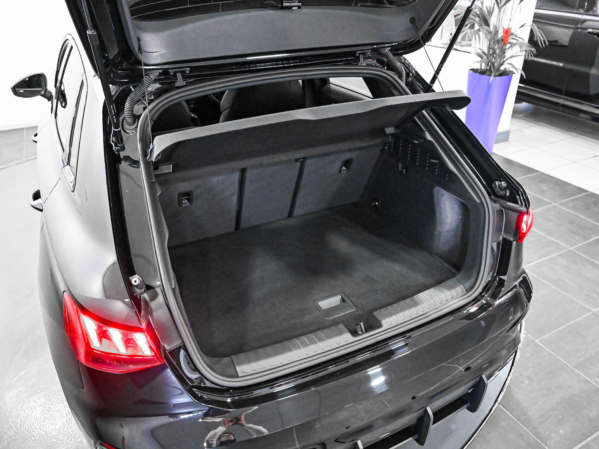 Audi S3 view 33