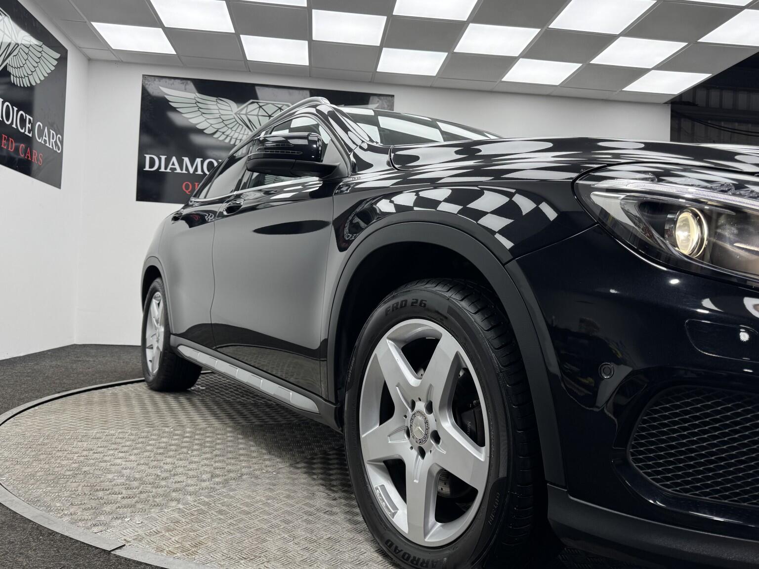 Mercedes-Benz GLA view 36