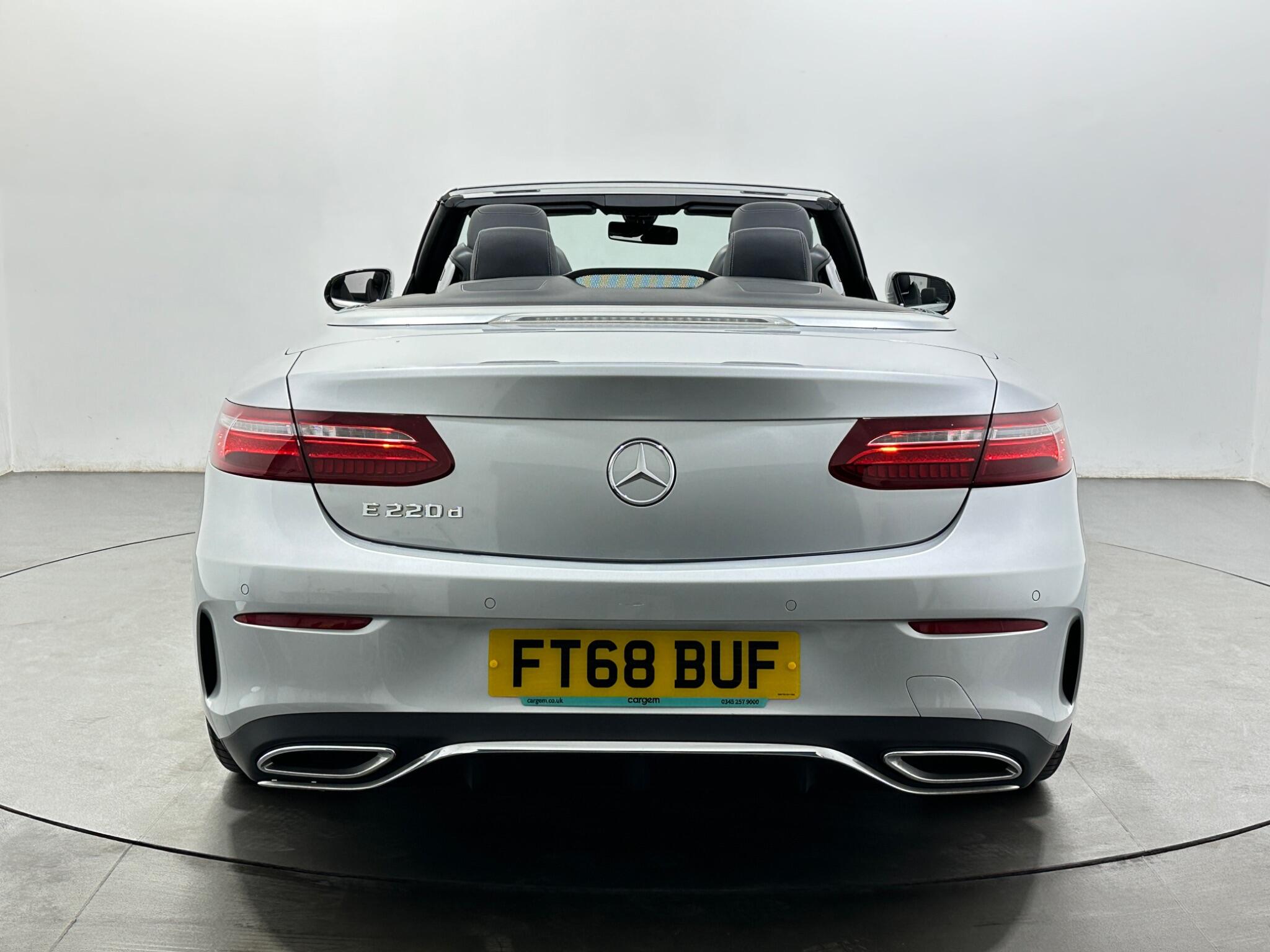 Mercedes-Benz E-Class view 7