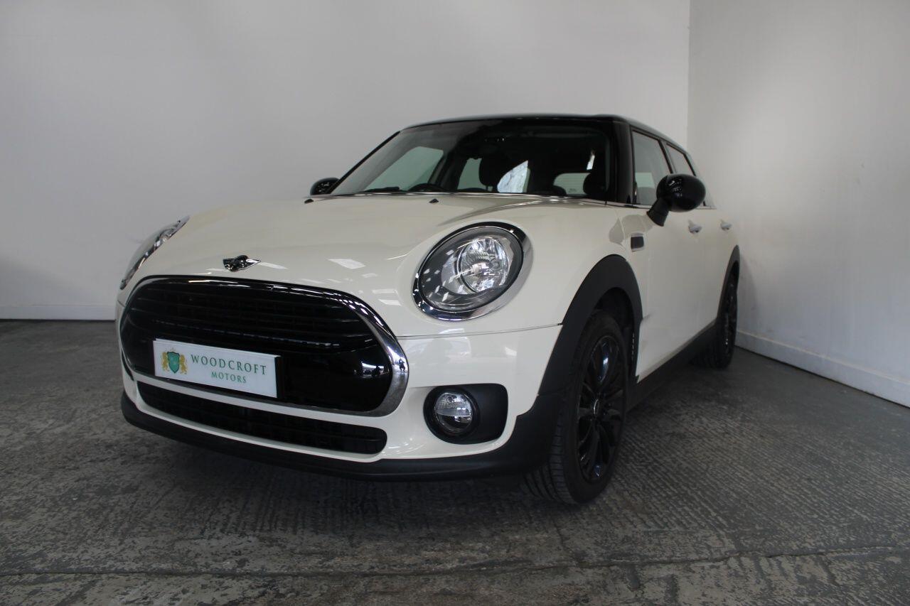 MINI Clubman view 2