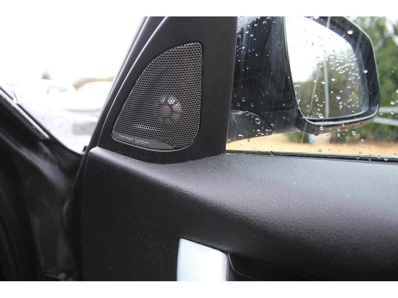 BMW 3 Series view 27