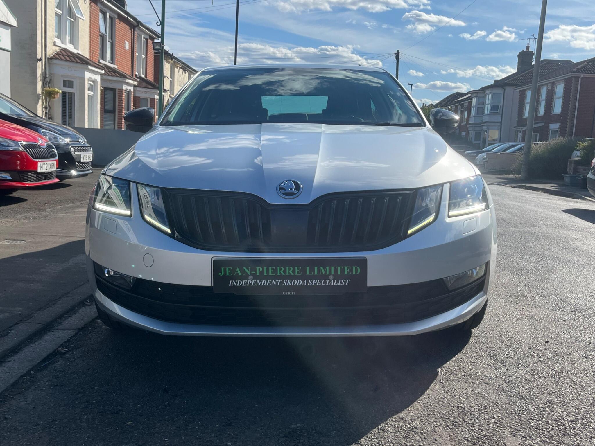 Skoda Octavia view 2