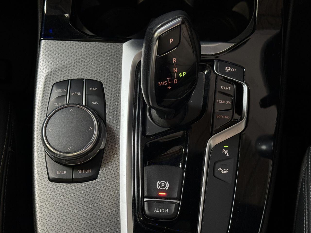 BMW X3 view 59