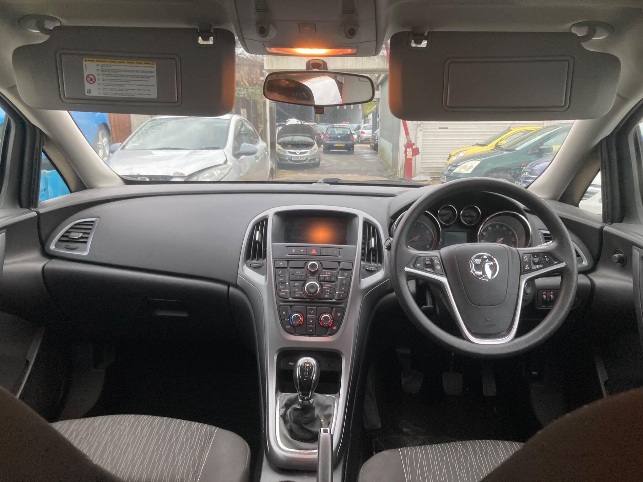 Vauxhall Astra view 11