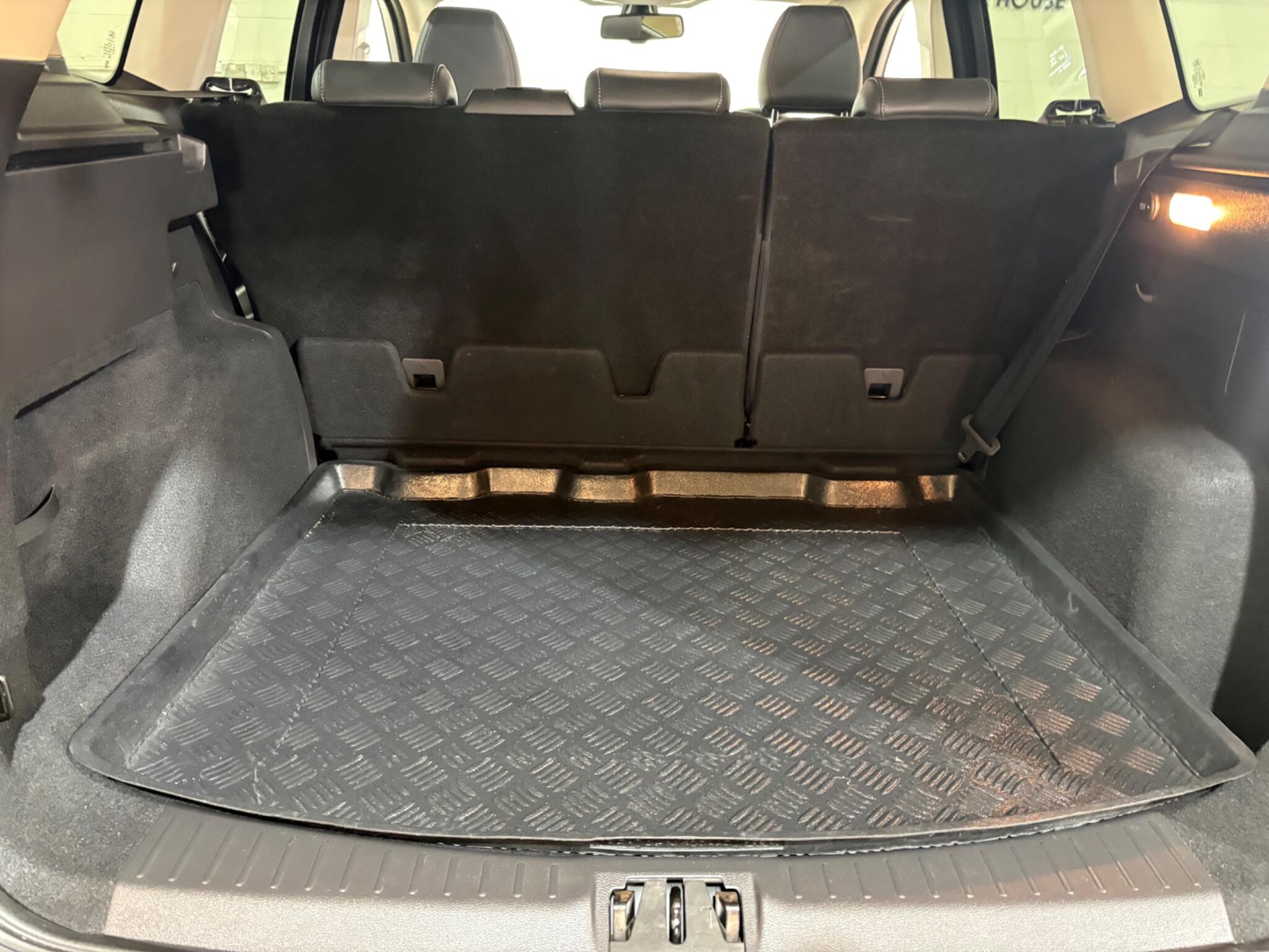 Ford Kuga view 51