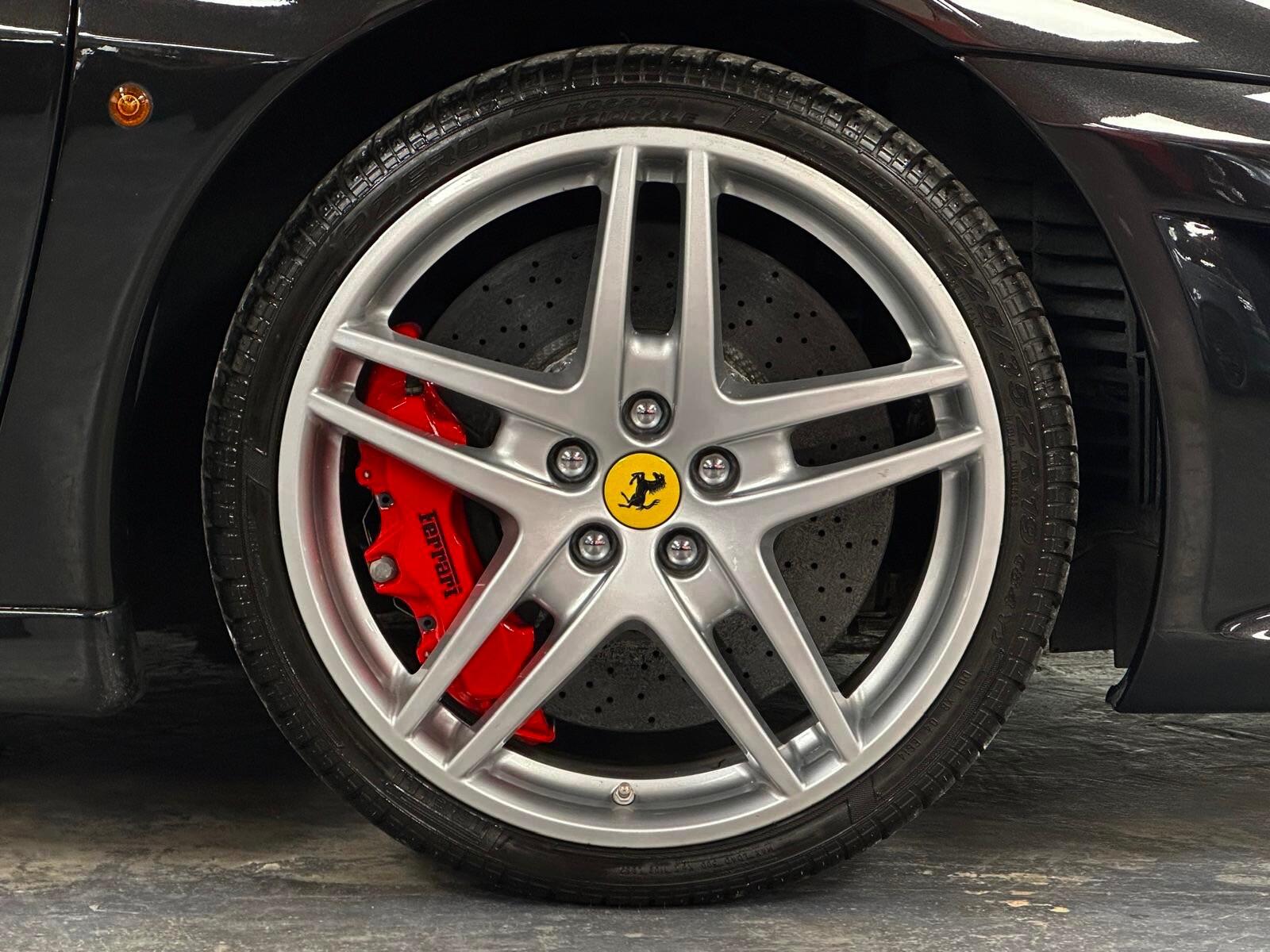 Ferrari F430 view 23