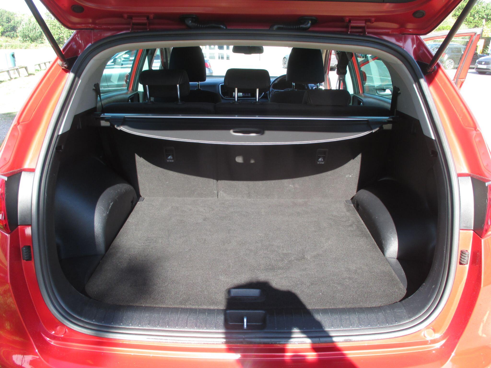 Kia Sportage view 28