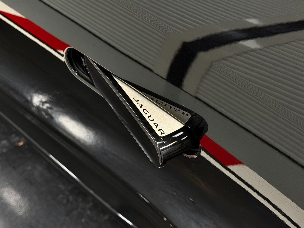 Jaguar F-Type view 36