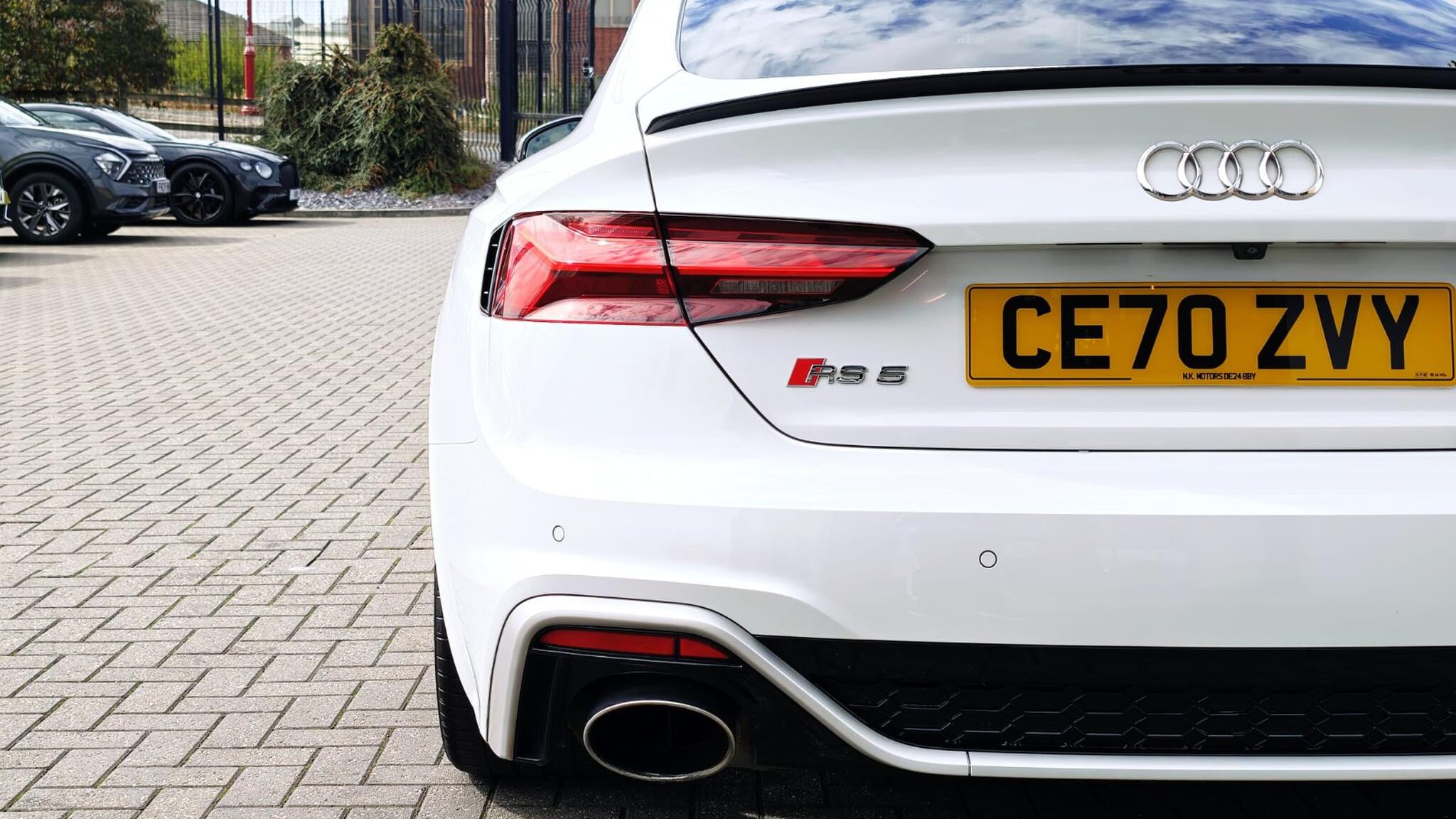 Audi RS5 view 10