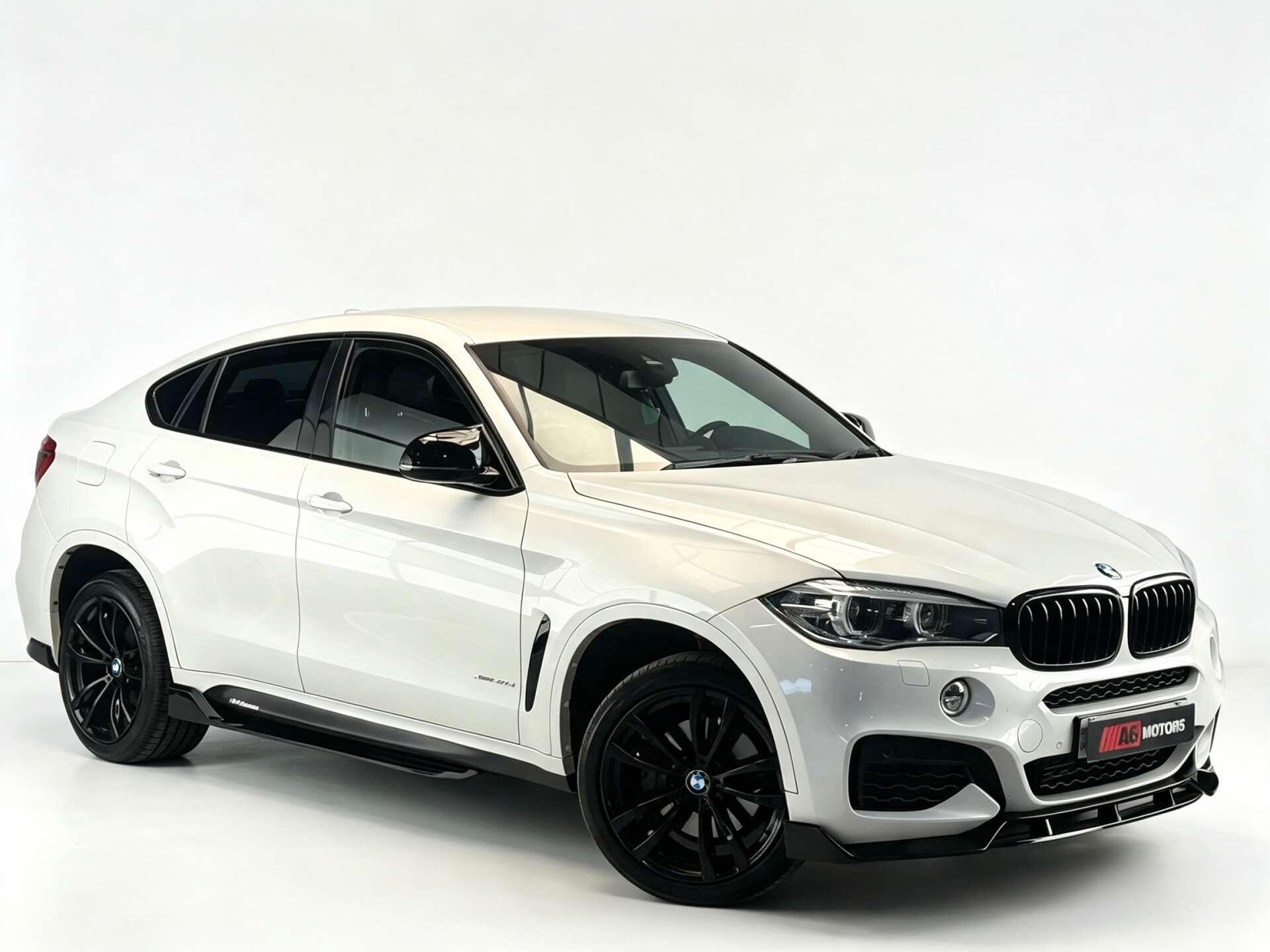 BMW X6 view 2