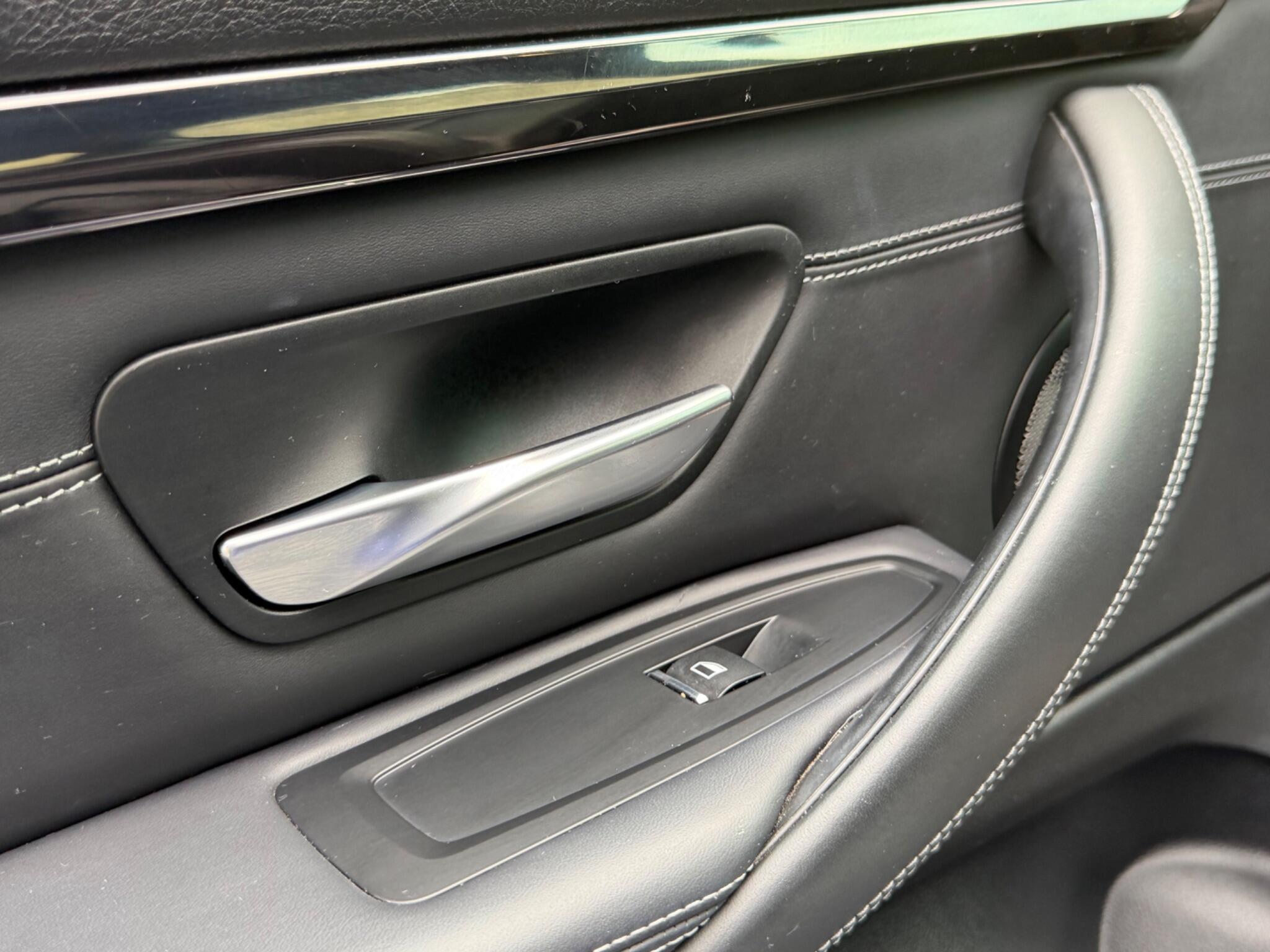 BMW M4 view 30
