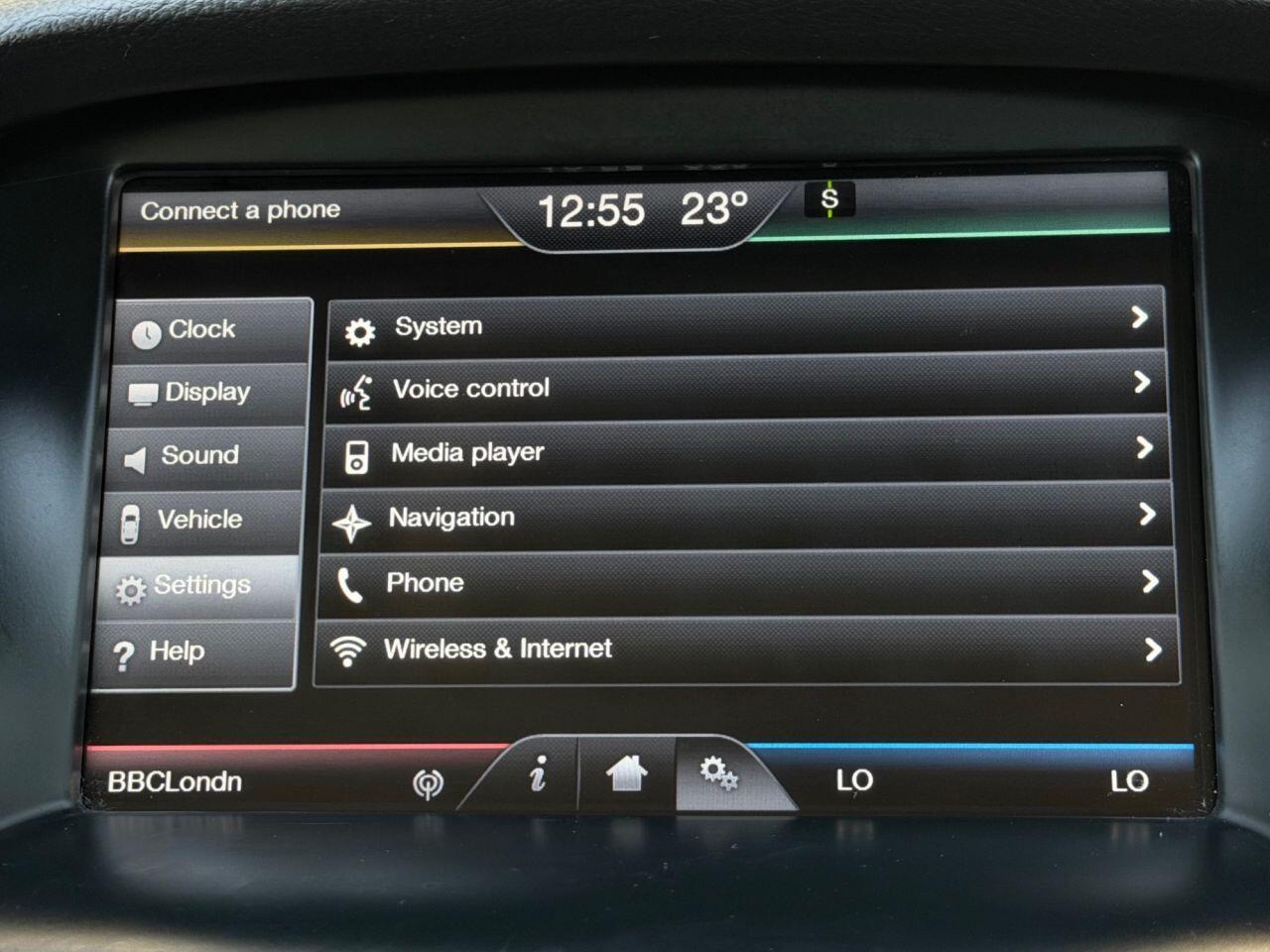 Ford Focus view 49