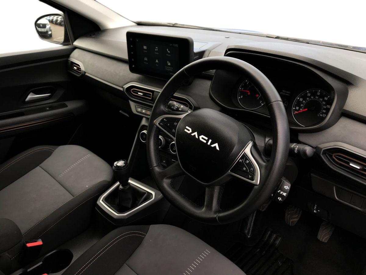 Dacia Sandero view 3