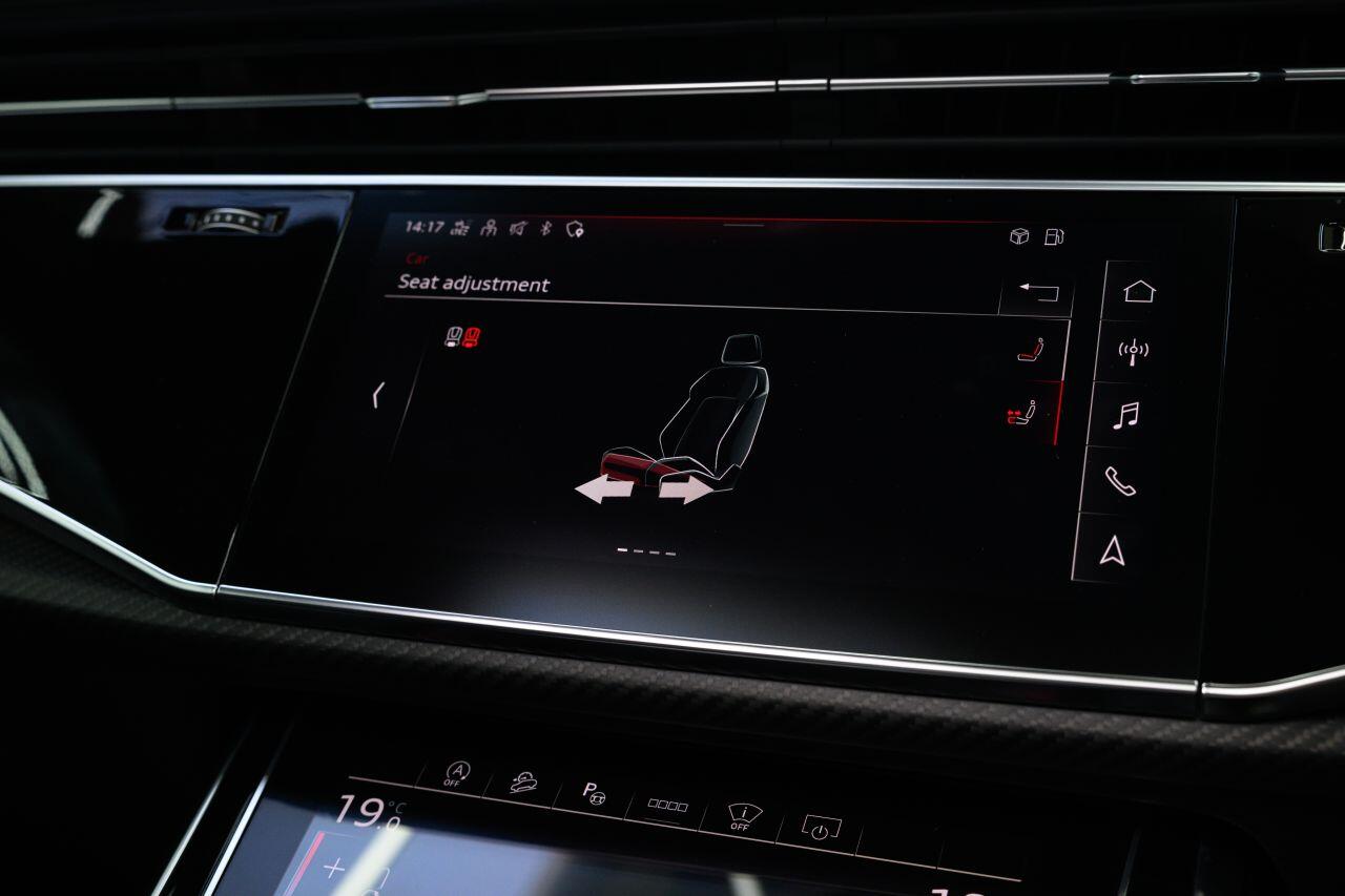 Audi RS Q8 view 56