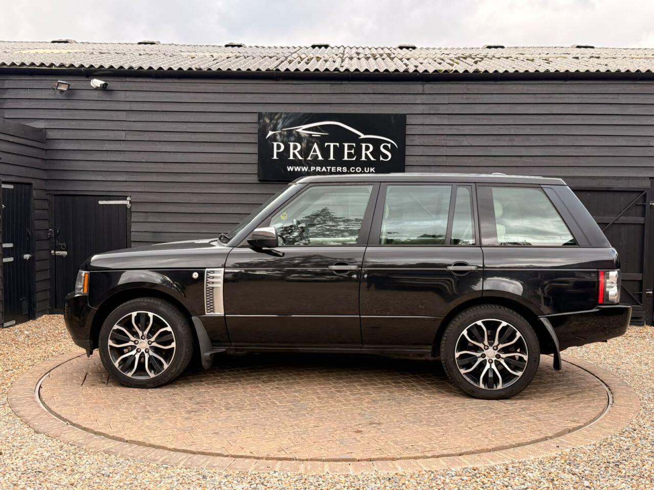 Land Rover Range Rover view 6