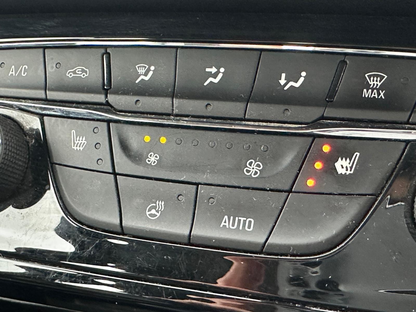 Vauxhall Astra view 18