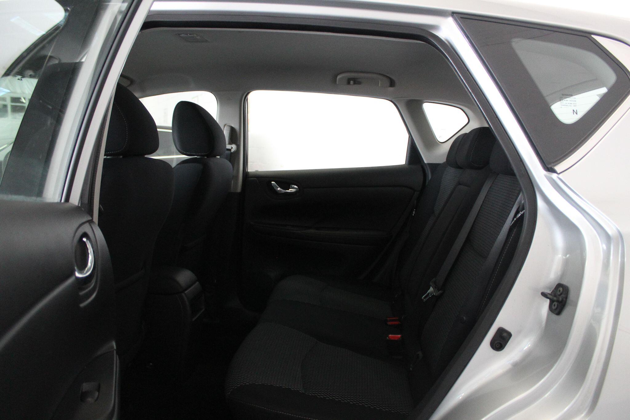 Nissan Pulsar view 47