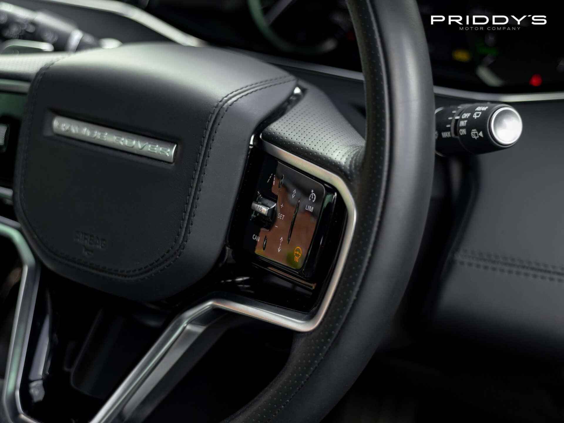 Land Rover Range Rover Evoque view 39