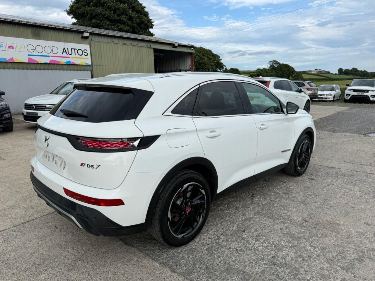 DS Automobiles DS 7 Crossback view 5