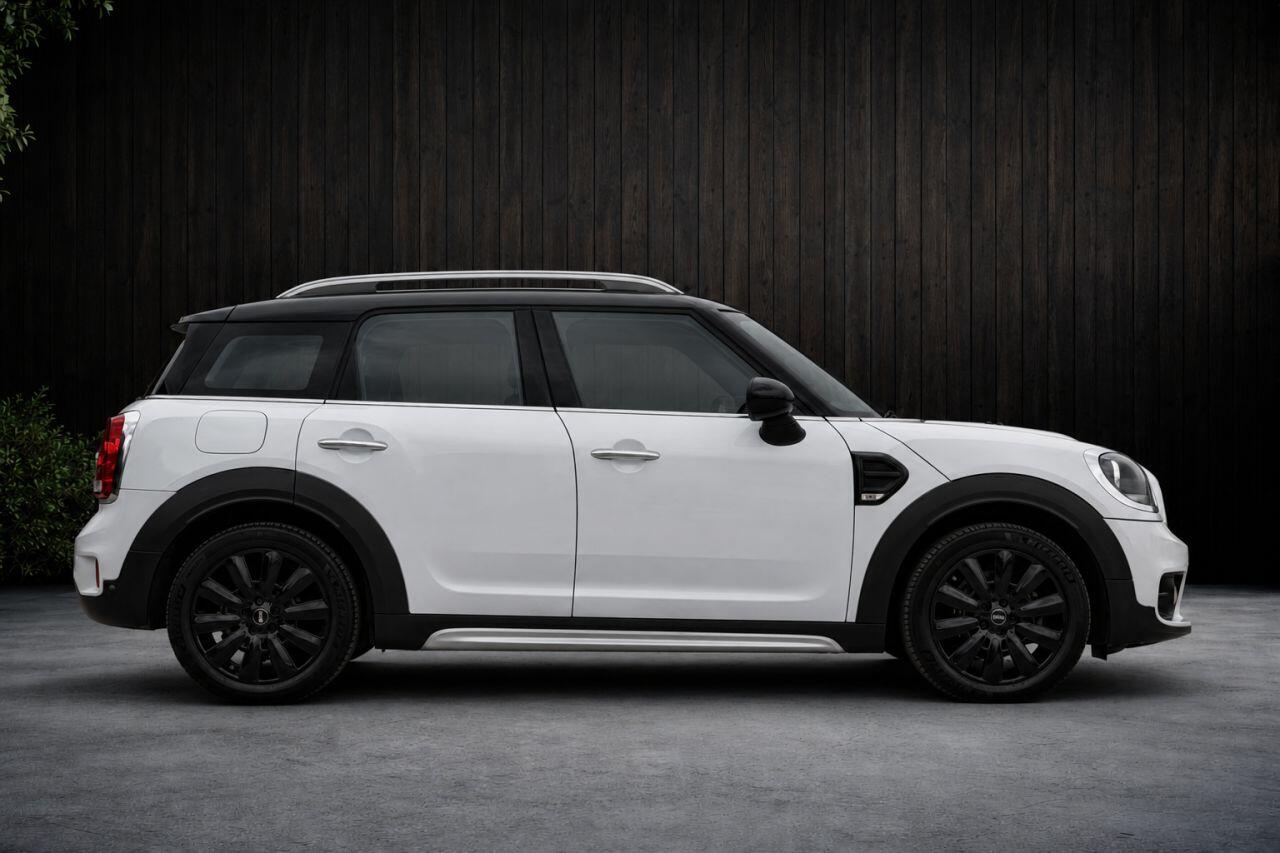 Mini Countryman view 9