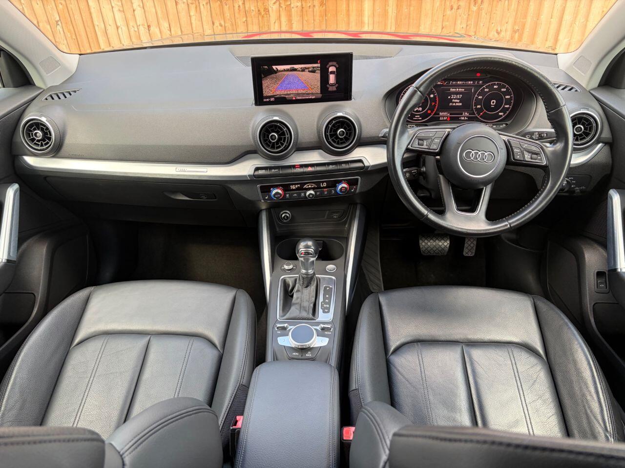 Audi Q2 view 16