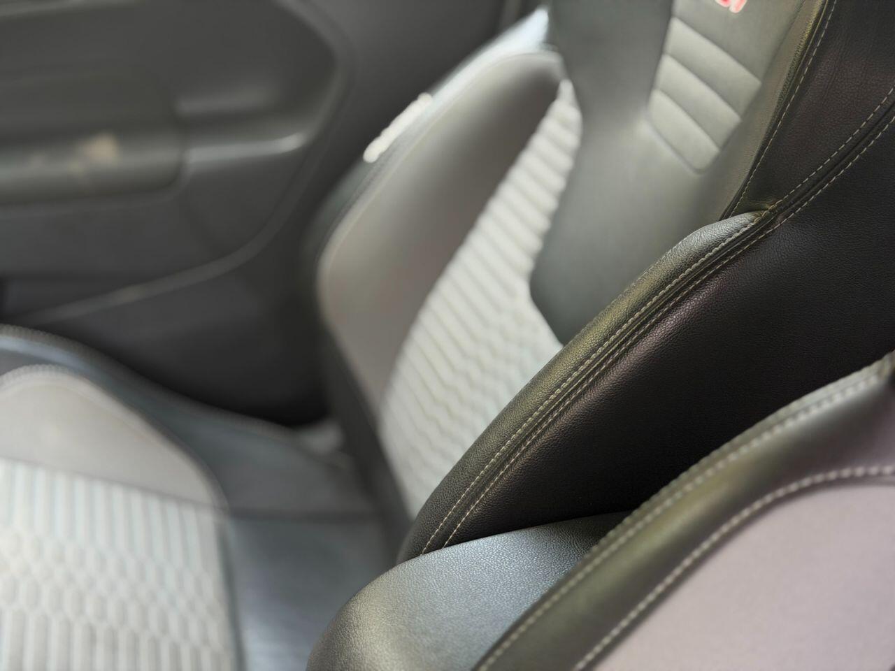 Ford Fiesta view 79
