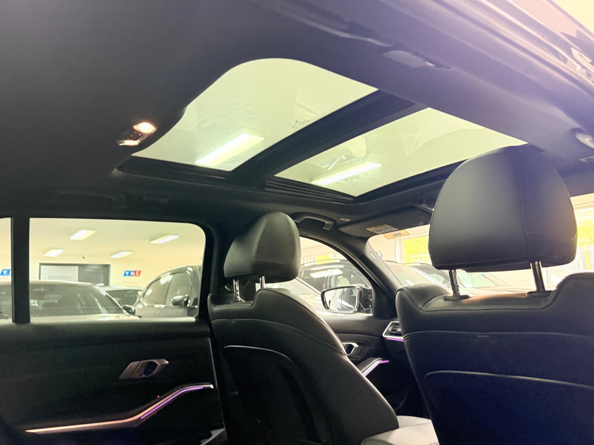 BMW 3 Series view 7