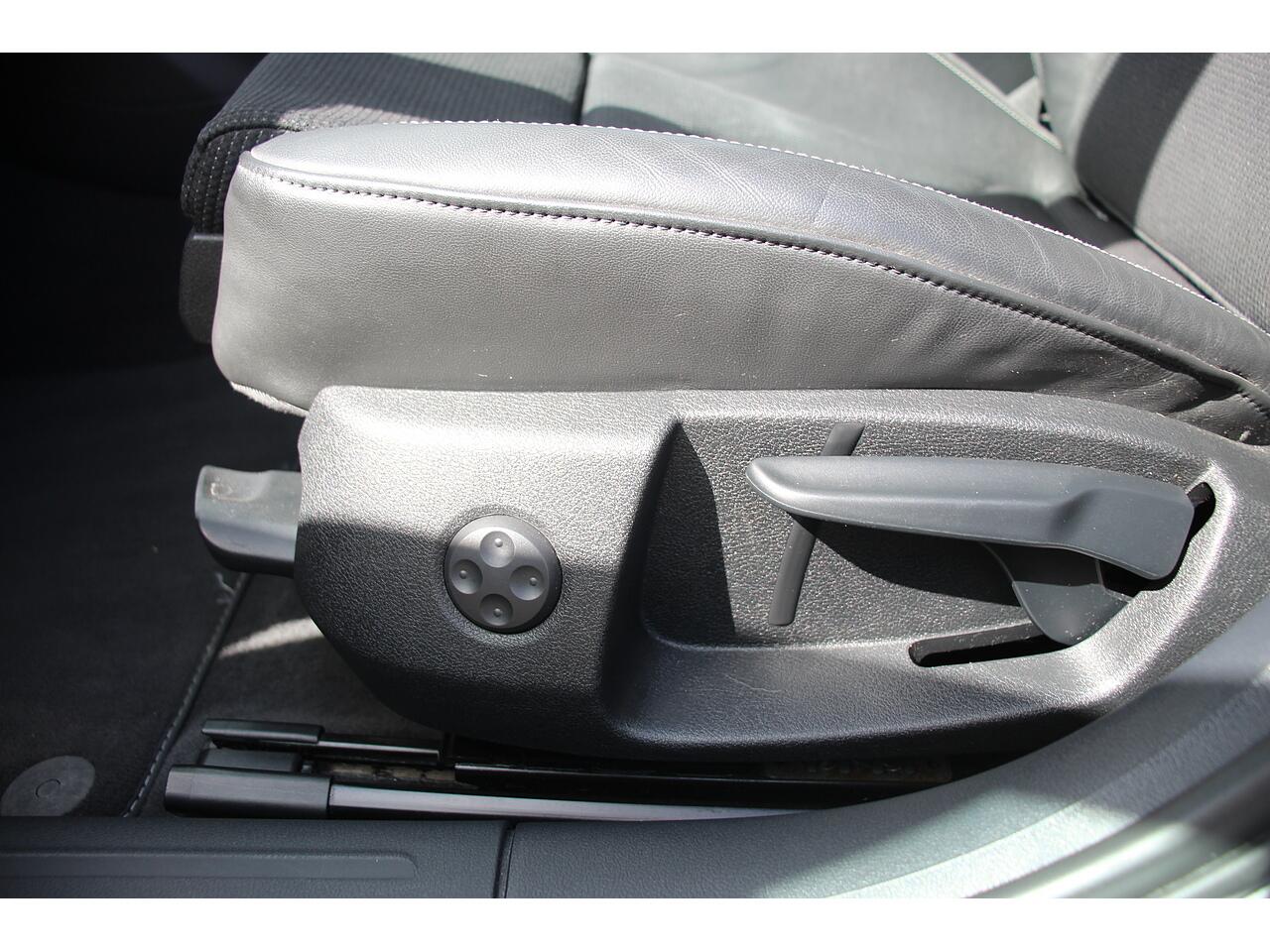 Audi A4 view 38