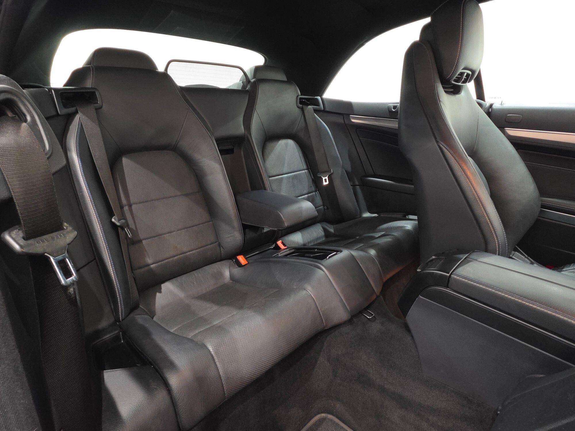 Mercedes-Benz E-Class view 60