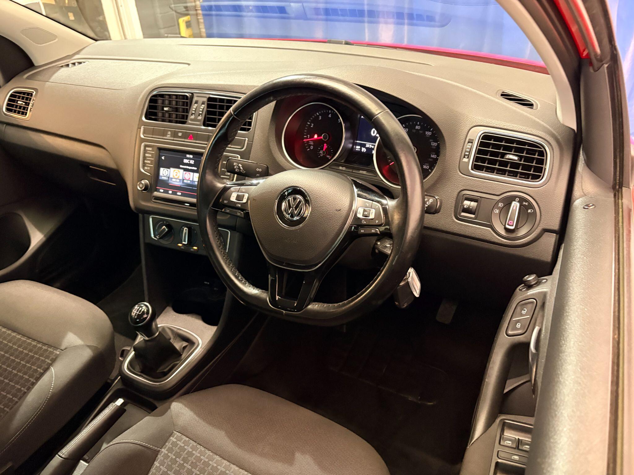 Volkswagen Polo view 24
